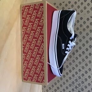 Comfycush Era Classic Black/True White